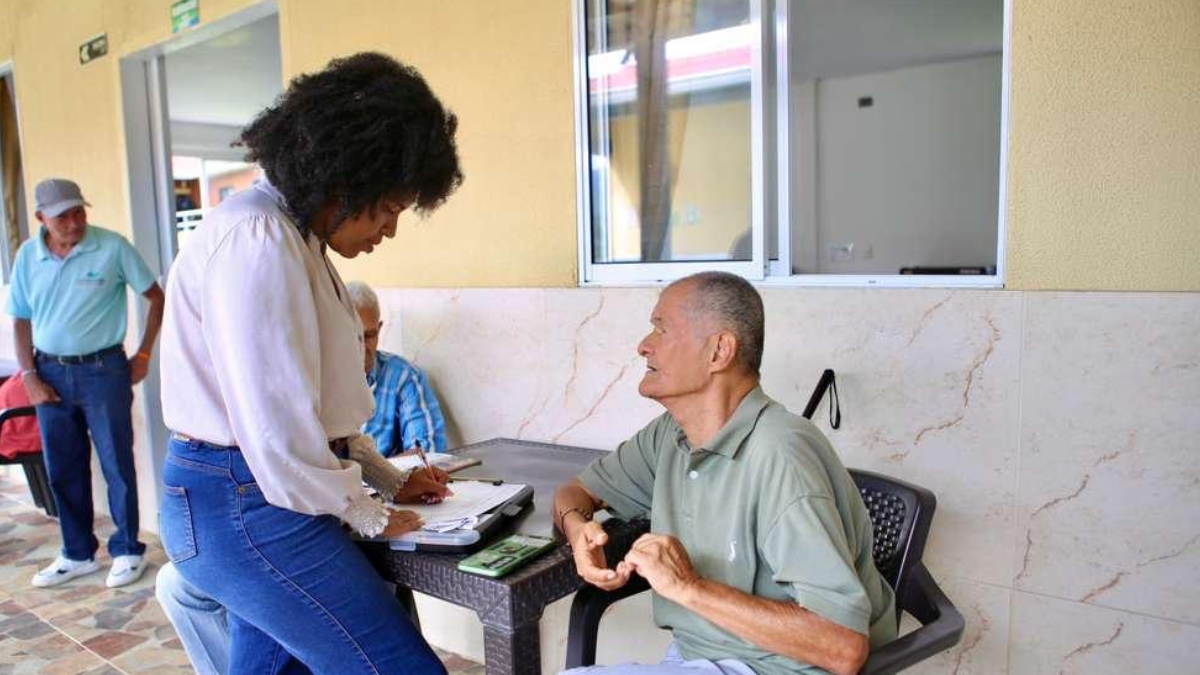 Alcaldía de Pereira garantiza que adultos mayores conozcan las novedades del programa Colombia Mayor 1 alcaldia de pereira garantiza que adultos mayores conozcan las novedades del programa colombia mayor copia de web 2025 11 04t194507.620