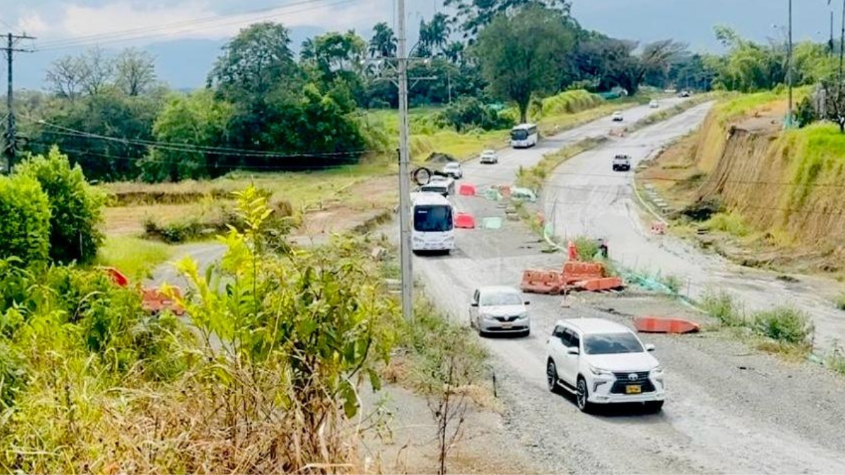Apertura de la licitación de la Avenida Los Colibríes Fase I, ratifica el compromiso del alcalde Mauricio Salazar por la movilidad de Pereira 1 apertura de la licitacion de la avenida los colibries fase i ratifica el compromiso del alcalde mauricio salazar por la movilidad de pereira copia de web 2025 11 26t135724.255