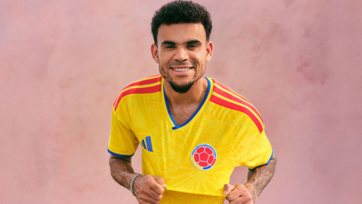 Federación Colombiana de Fútbol presenta la nueva camiseta de la Selección Colombia rumbo al Mundial 2026 1 federacion colombiana de futbol presenta la nueva camiseta de la seleccion colombia rumbo al mundial 2026 web 92
