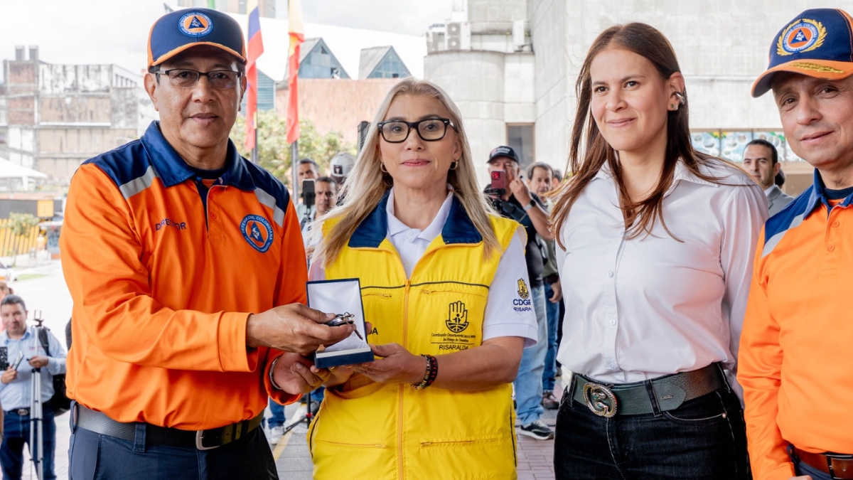 gobernacion entrego mas de 1 400 millones en vehiculos a la defensa civil de risaralda copia de web 2025 11 04t171001.463