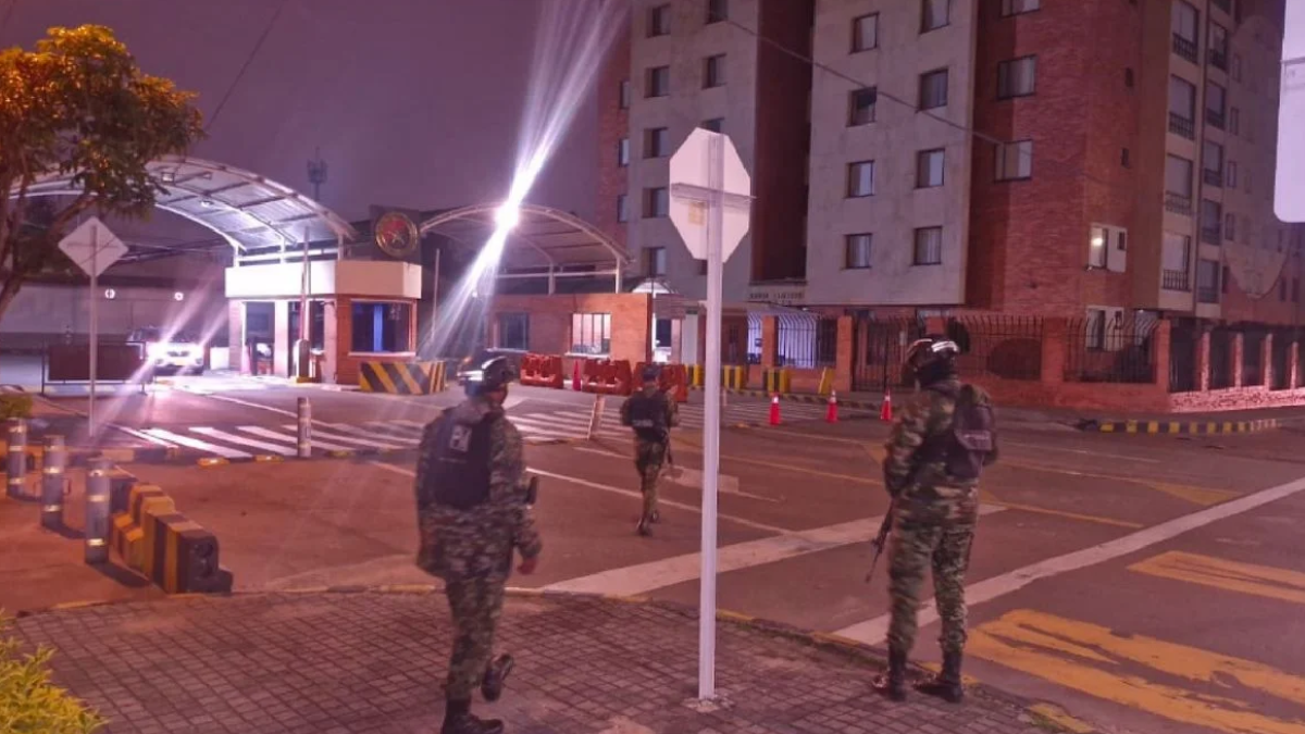 hallazgo de dos oficiales muertos en canton norte conmociona a bogota web 15