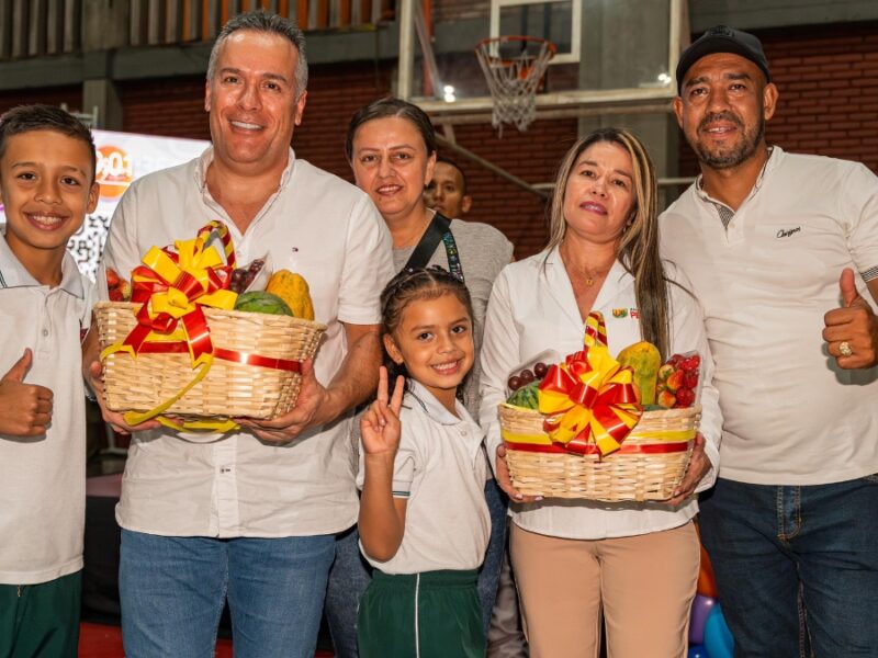 Las familias ‘cubanas’ reconocieron el cumplimiento de los compromisos del alcalde de Pereira Mauricio Salazar en su comuna