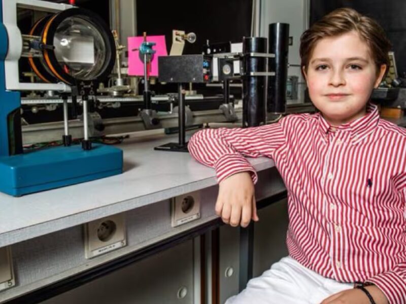 Laurent Simons, el genio belga de 15 años que ya es doctor en Física cuántica y quiere impulsar avances médicos