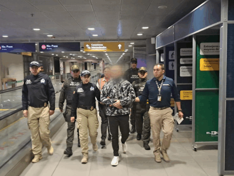 Llegó a Colombia el confeso asesino del Padre Darío Valencia