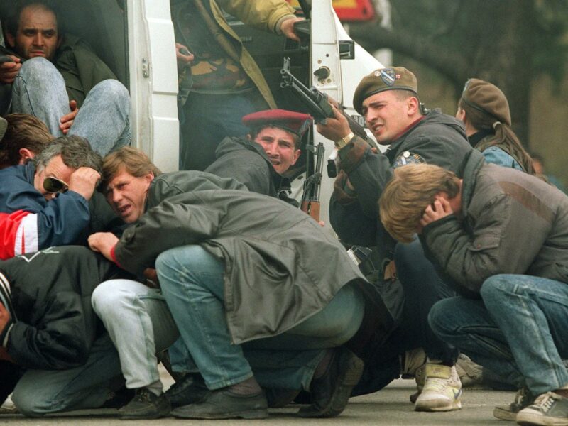 nuevos testimonios reactivan el caso de los francotiradores de fin de semana en sarajevo g5rffplxkaa5udn