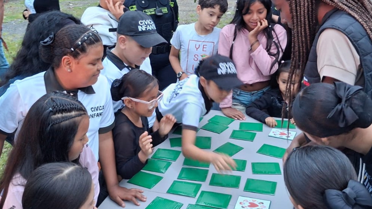 alcaldia realizo el evento cine seguro para recuperar el lote de la carrera 11 con calle 23 para la comunidad copia de web 2025 12 03t141713.413