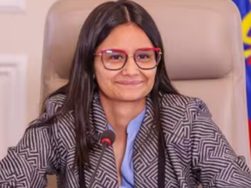 Angie Rodríguez denuncia que cinco hombres ingresaron a su casa familiar y se robaron documentos