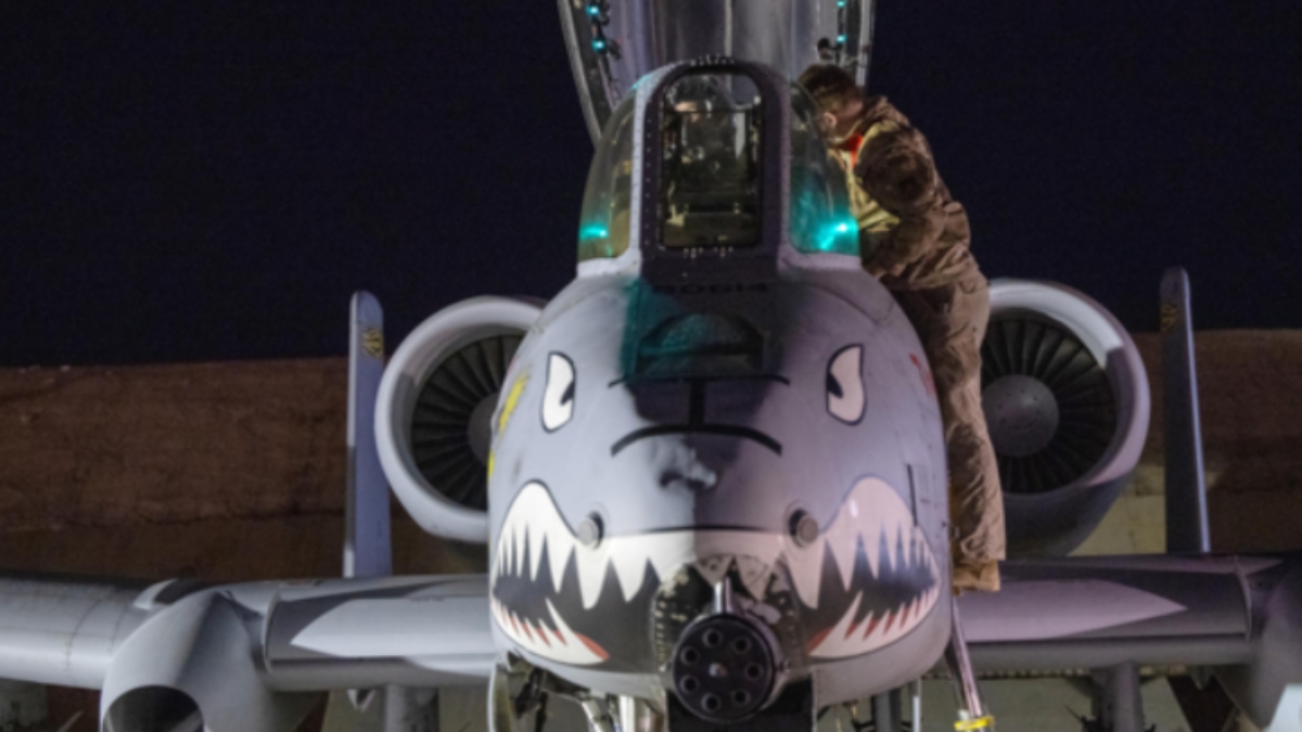 ee uu responde ataque en siria mas de 70 objetivos del estado islamico avion a 10 thunderbolt ii