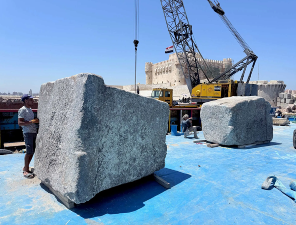 el faro de alejandria vuelve a la luz revelan piezas monumentales jamas vistas de la septima maravilla image