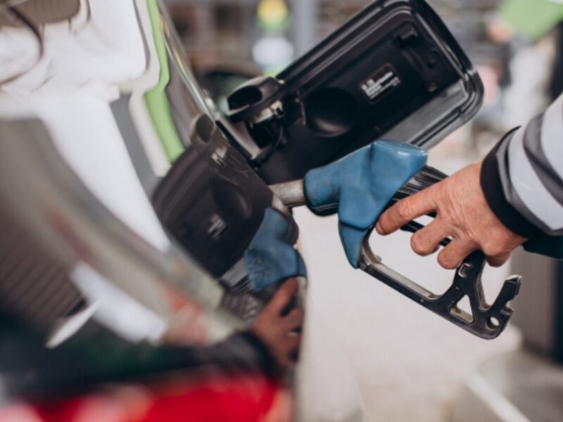 Combustibles en Colombia: gasolina sin cambios y diésel al alza en pleno cierre de año