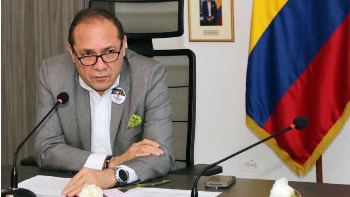 MinTrabajo denuncia hallazgo de material explosivo en bodega de Atún Van Camps 1 inspeccion del ministerio de trabajo revela explosivos y graves fallas en seguridad laboral en bodegas de atun van camps mintrabajoweb ee