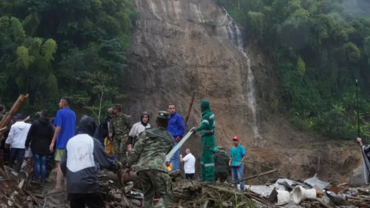 Condenan al municipio a indemnizar personas afectadas en el derrumbe de la Esneda 1 borrador automatico derrumbe la esneda 2022 getty images