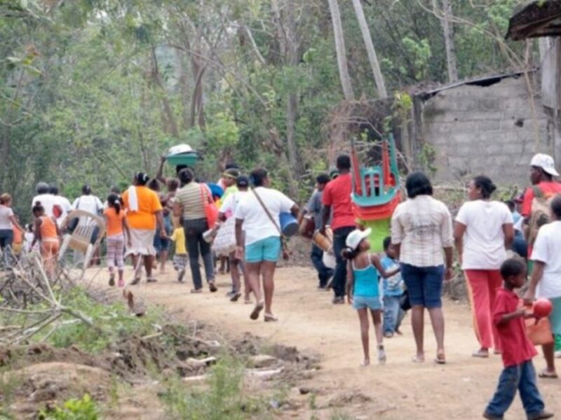 Más de 200 familias huyen del Cauca y buscan refugio en Cali
