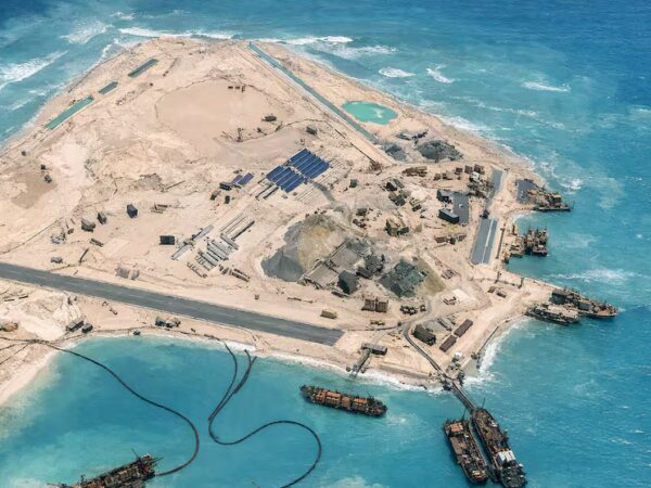 Doce años de relleno marino dieron origen a nuevas islas en una de las zonas más disputadas del mundo