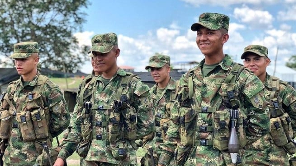 El servicio militar en Colombia cambia en este 2026 con la llegada del salario mínimo 1 el servicio militar en colombia cambia en este 2026 con la llegada del salario minimo soldados primer sueldo 2026 web