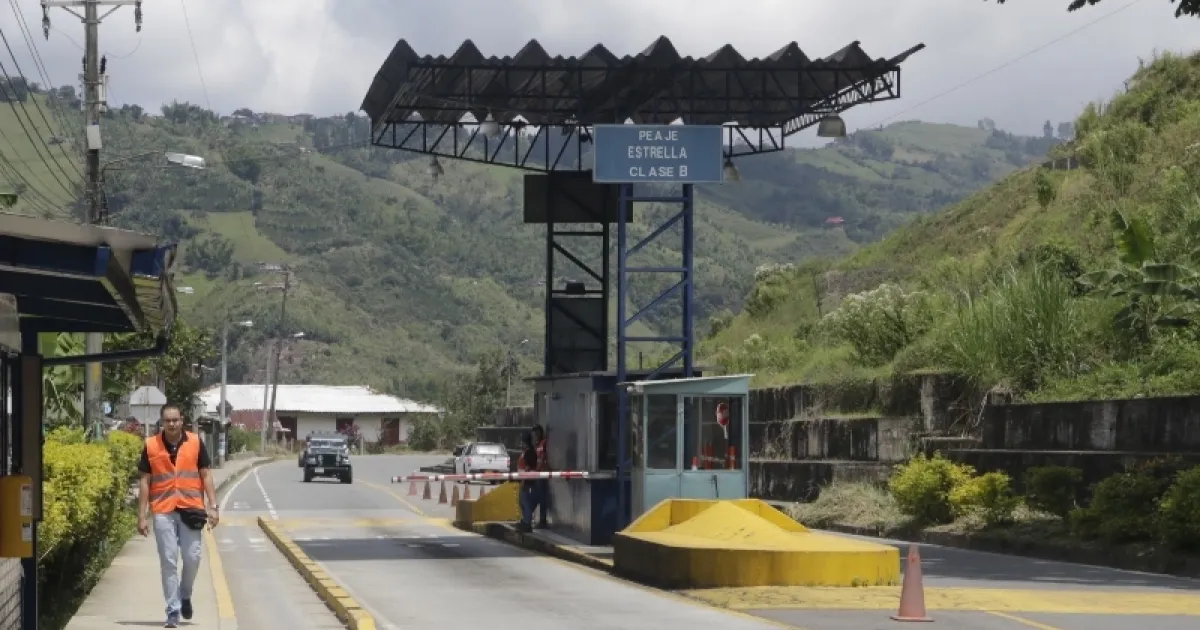 En Manizales celebran la demolición de un antiguo peaje como victoria ciudadana 1 en manizales celebran la demolicion de un antiguo peaje como victoria ciudadana via manizales neira dac a16