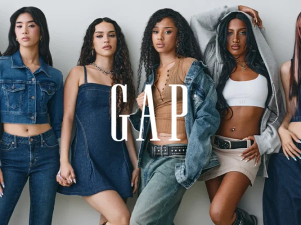 Gap impulsa su relanzamiento con una nueva división que une marcas y cultura pop