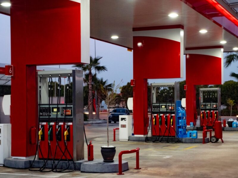 La gasolina empezará a bajar en Colombia desde el 1 de febrero