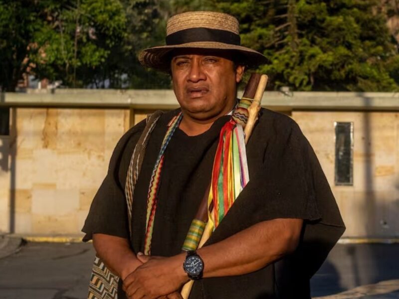 Luis Alfredo Acosta llega al Ministerio de Igualdad en medio de apoyos y críticas