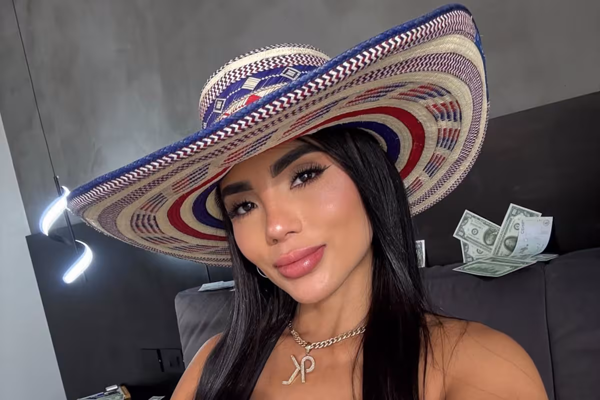 ¿Nuevo romance? Karina García y un cantante urbano acaparan miradas en concierto de Bad Bunny 1 nuevo romance karina garcia y un cantante urbano acaparan miradas en concierto de bad bunny karina garcia 62dr52rooffsnfkzhyjrlhyp6q