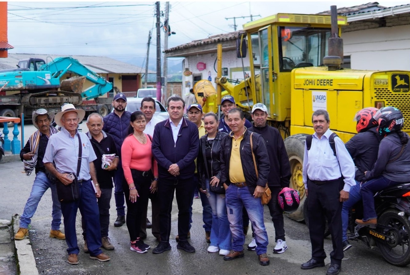 Rodrigo Toro aún no explica por qué pagó $1.500 millones por un lote que, según análisis de mercado, no vale eso y ya hay denuncia 2 rodrigo toro aun no explica por que pago 1 500 millones por un lote que segun analisis de mercado no vale eso y ya hay denuncia imagen r