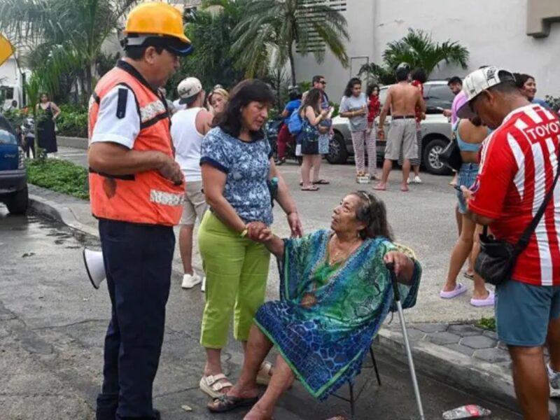 Sismo de magnitud 6,5 sacude a México