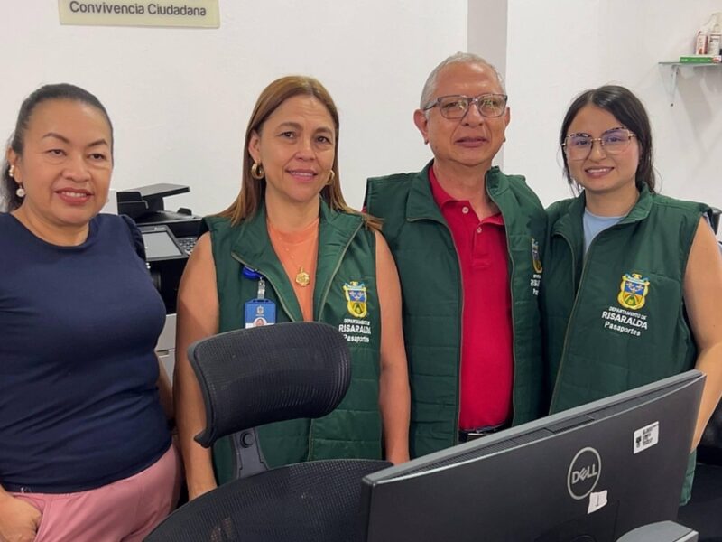 73 habitantes de La Virginia obtuvieron su pasaporte, gracias a la descentralización de la Gobernación de Risaralda