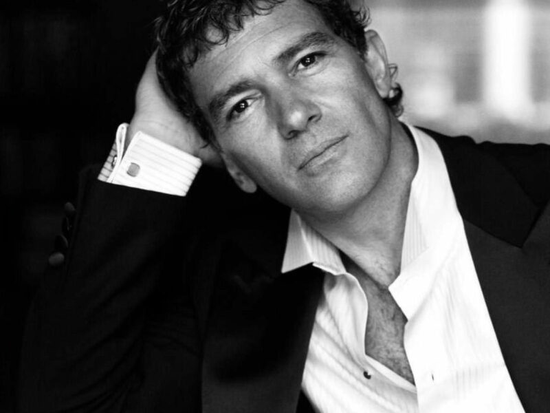 hay que ayudar antonio banderas impulsa la investigacion del cnio sobre cancer de pancreas 1900x1900 000000 80 0 0