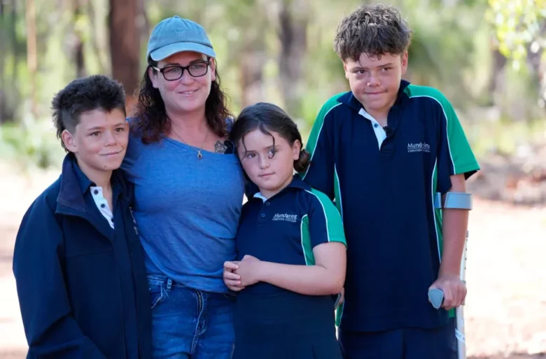 heroismo en australia un adolescente desafio el mar para salvar a su madre y hermanos slider adolescente4