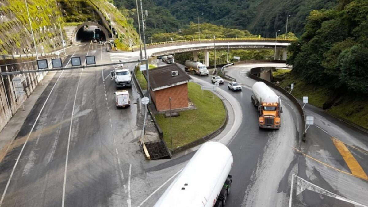 Vía al Llano operará sin restricciones y movilizará más de 250 mil vehículos 1 borrador automatico via al llano coviandina