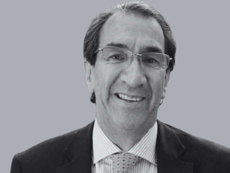 Harman: ¡la tierra para el que la negocia!