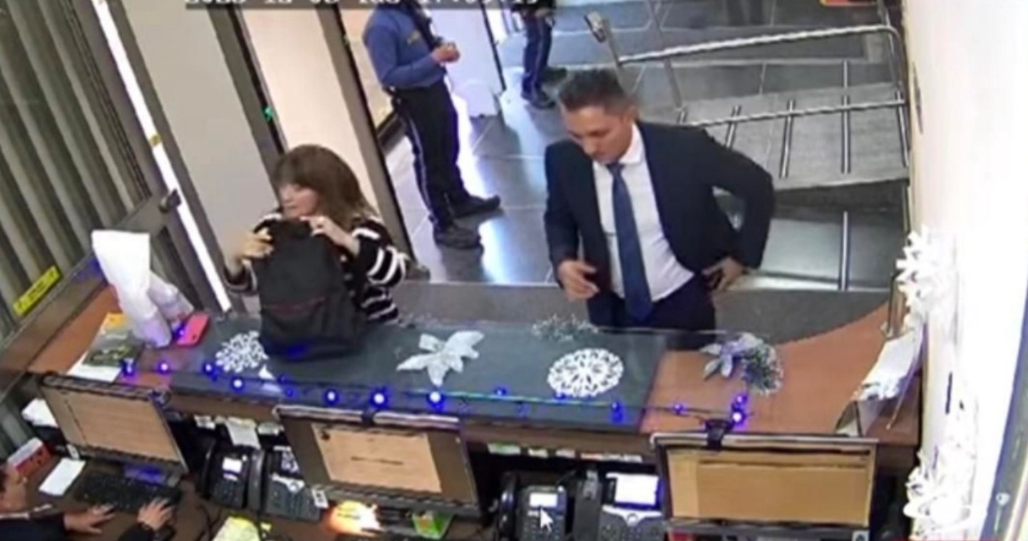 las visitas de juan pablo gallo y anibal hoyos al ministerio de hacienda g