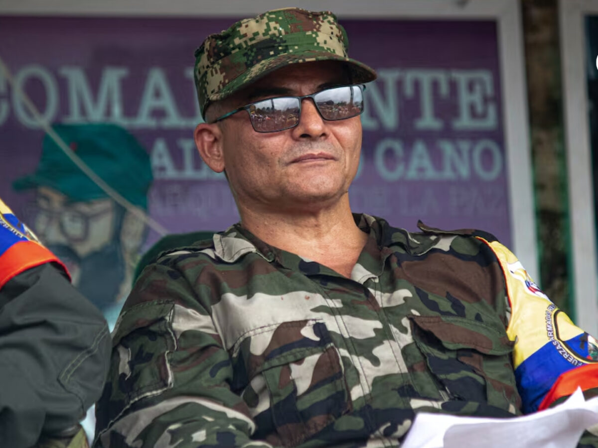 Operación militar en Vaupés deja seis disidentes del círculo cercano de «Iván Mordisco» abatidos