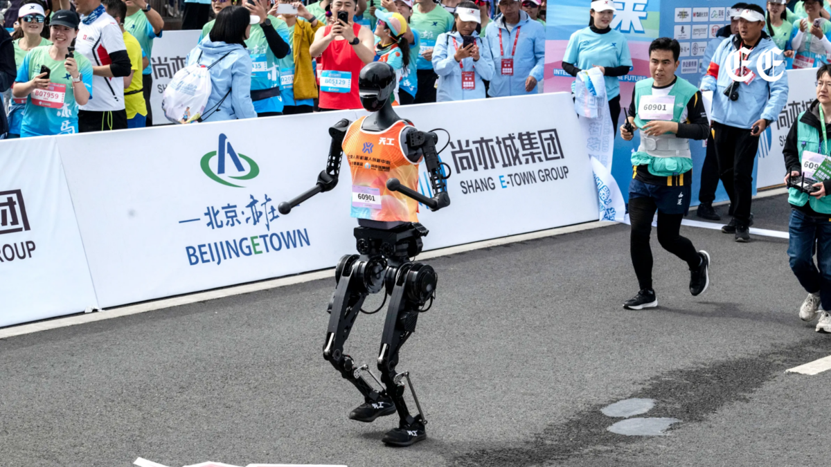 robots autonomos correran en china asi sera la carrera que marca el futuro de la ia pagina web 1