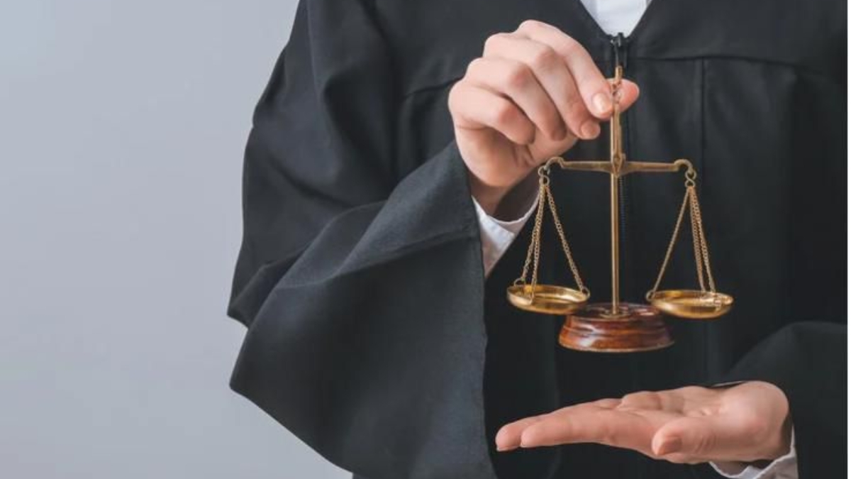 sancion de inhabilidad por cinco anos a particular que ejercio como jurado de votacion en 2023 y omitio informar que su hermano era candidato inhabilitado procuraduria