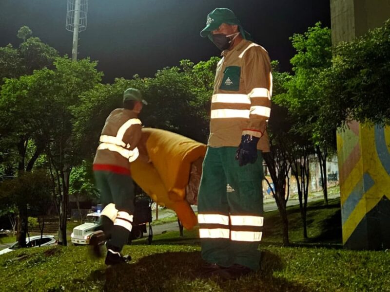 Alcaldía de Pereira desmonta 7 cambuches bajo el Viaducto