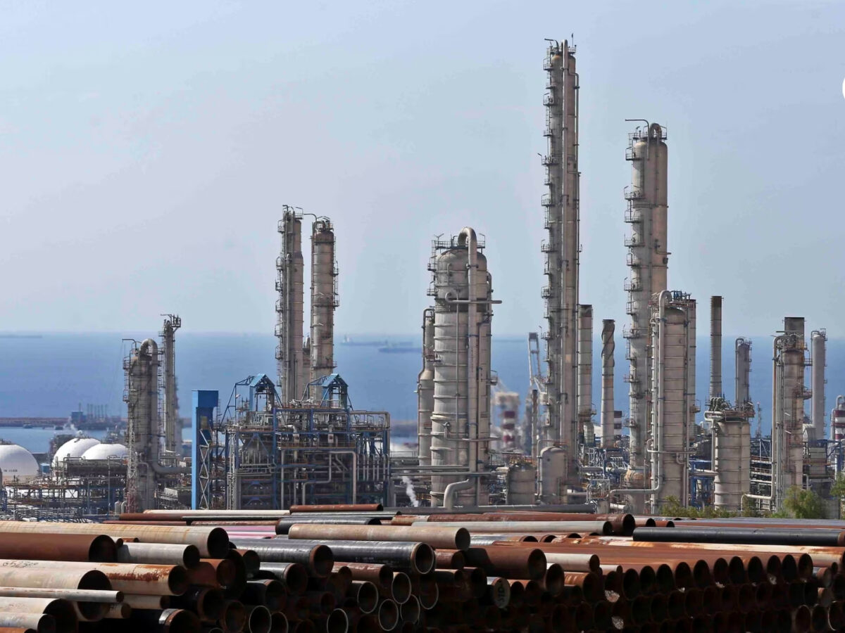 Israel ataca la mayor planta petroquímica de Irán y golpea su producción energética