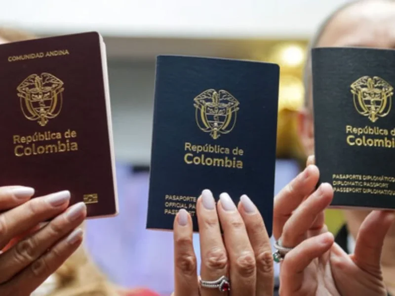 Caos en entrega de pasaportes tras ataque cibernético a la Cancillería colombiana