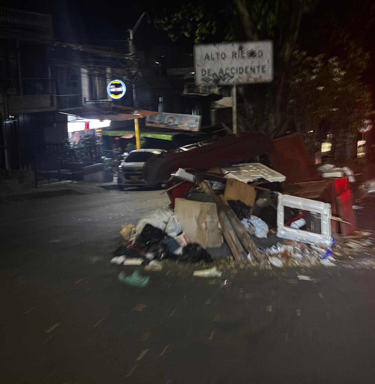 pereira esta de fiesta atesa trajo un compactador whatsapp image 2026 04 24 at 15.50.44wwfwfw