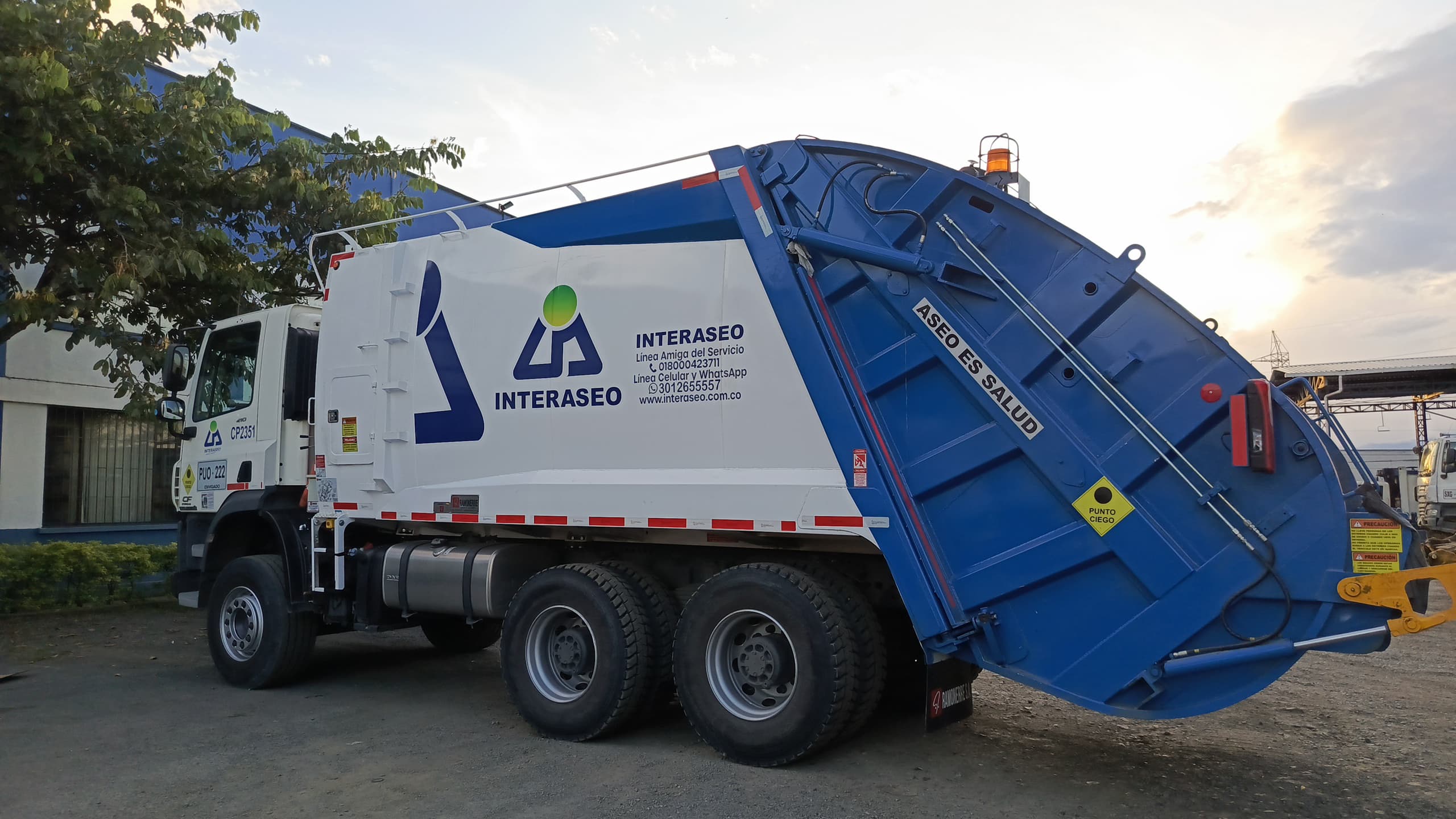 pereira esta de fiesta atesa trajo un compactador whatsapp image 2026 04 24 at 15.51.36