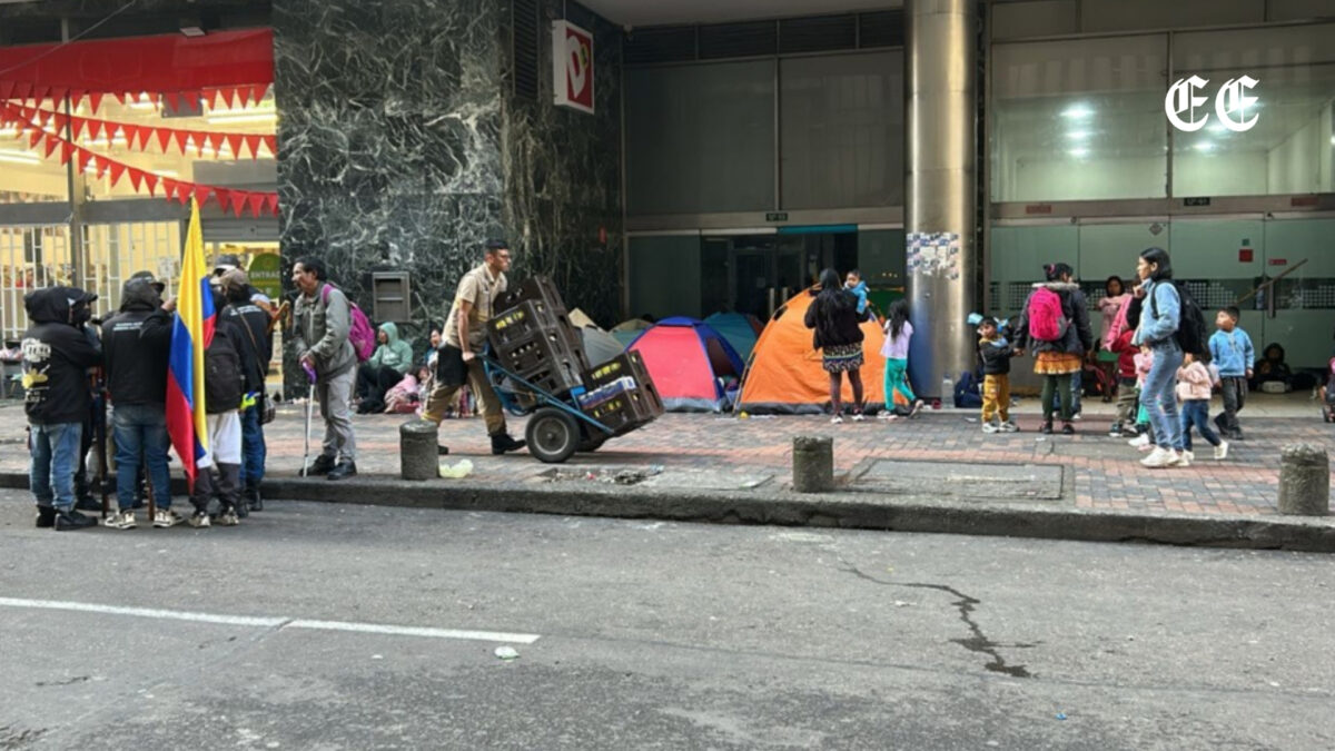 protesta indigena en bogota deja funcionarios retenidos en sede del ministerio del interior pagina web 20260429 174825 0000
