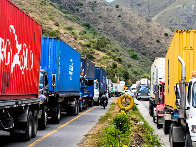 bloqueo en la via cali buenaventura cinco dias de paralisis y perdidas por 100 000 millones pagina web
