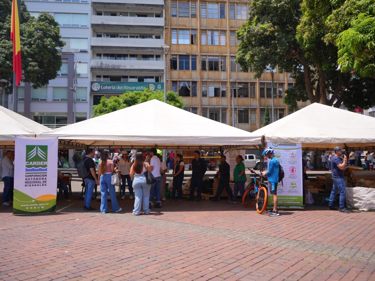 CARDER participó jornada metropolitana de recolección de residuos posconsumo en Pereira y Dosquebradas