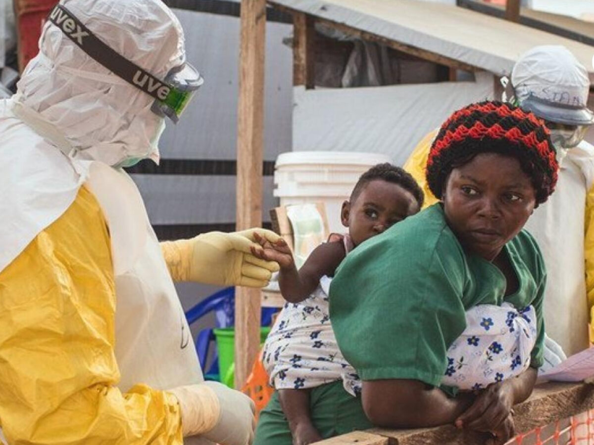La OMS declara emergencia sanitaria internacional ante el rápido avance del ébola en África