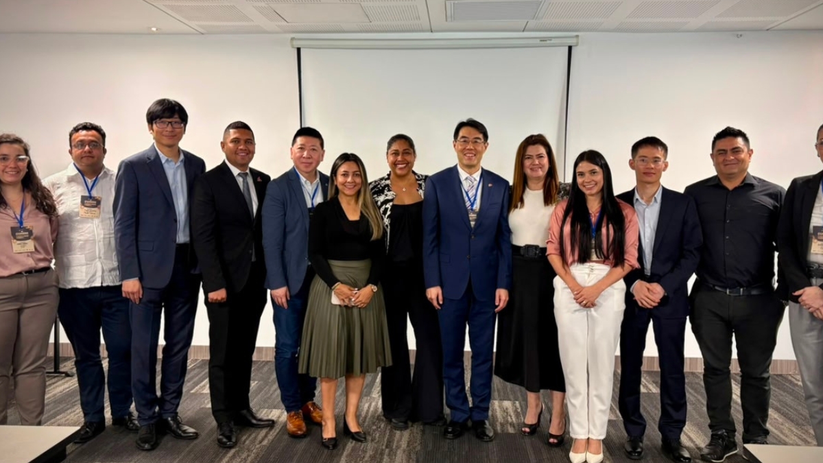 Pereira fortalece su posicionamiento global y abre nuevas oportunidades de cooperación e inversión con China 1 borrador automatico portadas clp web 74
