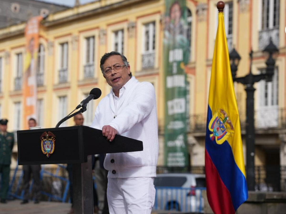 Comisión de Acusación pide llamar a indagatoria al presidente Gustavo Petro por presuntas irregularidades en fondos de campaña