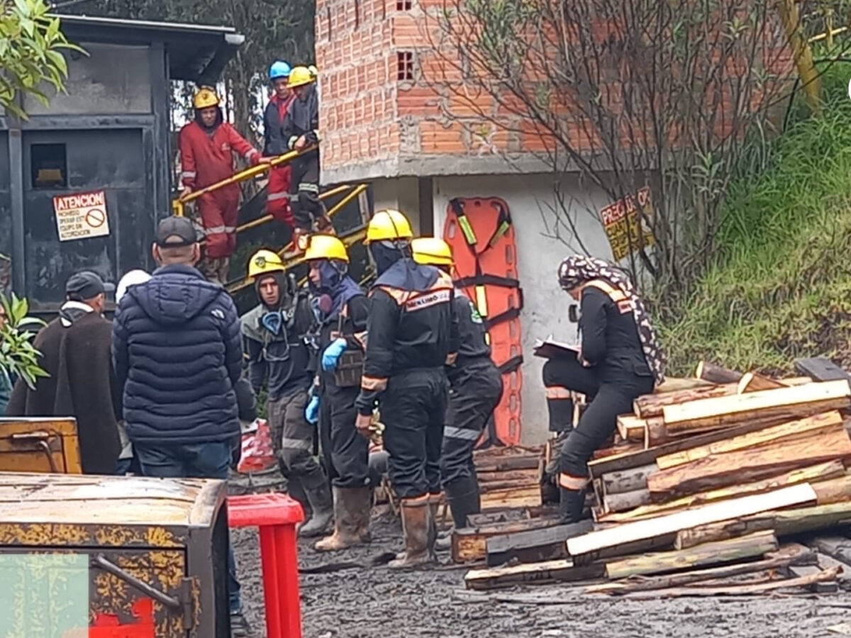 Finalizan las labores de rescate en Sutatausa tras el deceso de siete operarios
