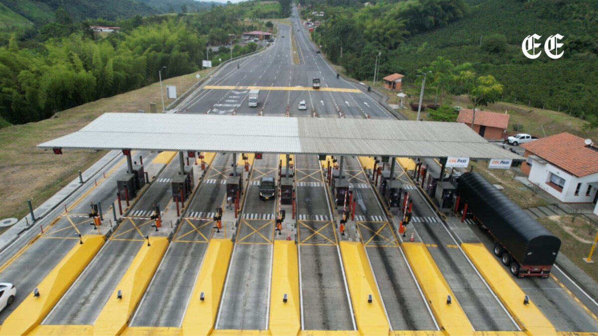 Petro anunció la tarifa inmediata a $700 pesos de peajes, ahora reconoce que no hay plata y solo aplicará en 2027 1 petro anuncio la tarifa inmediata a 700 pesos de peajes ahora reconoce que no hay plata y solo aplicara en 2027 peajes eje cafetero autopistas del cafe