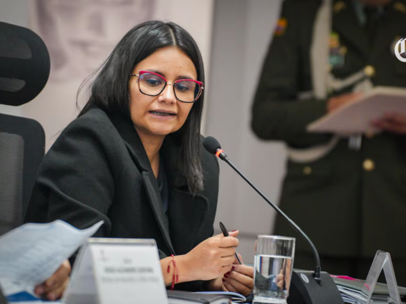 angie rodriguez formaliza denuncia contra el presidente gustavo petro por vulneracion a sus derechos e intimidad pagina web