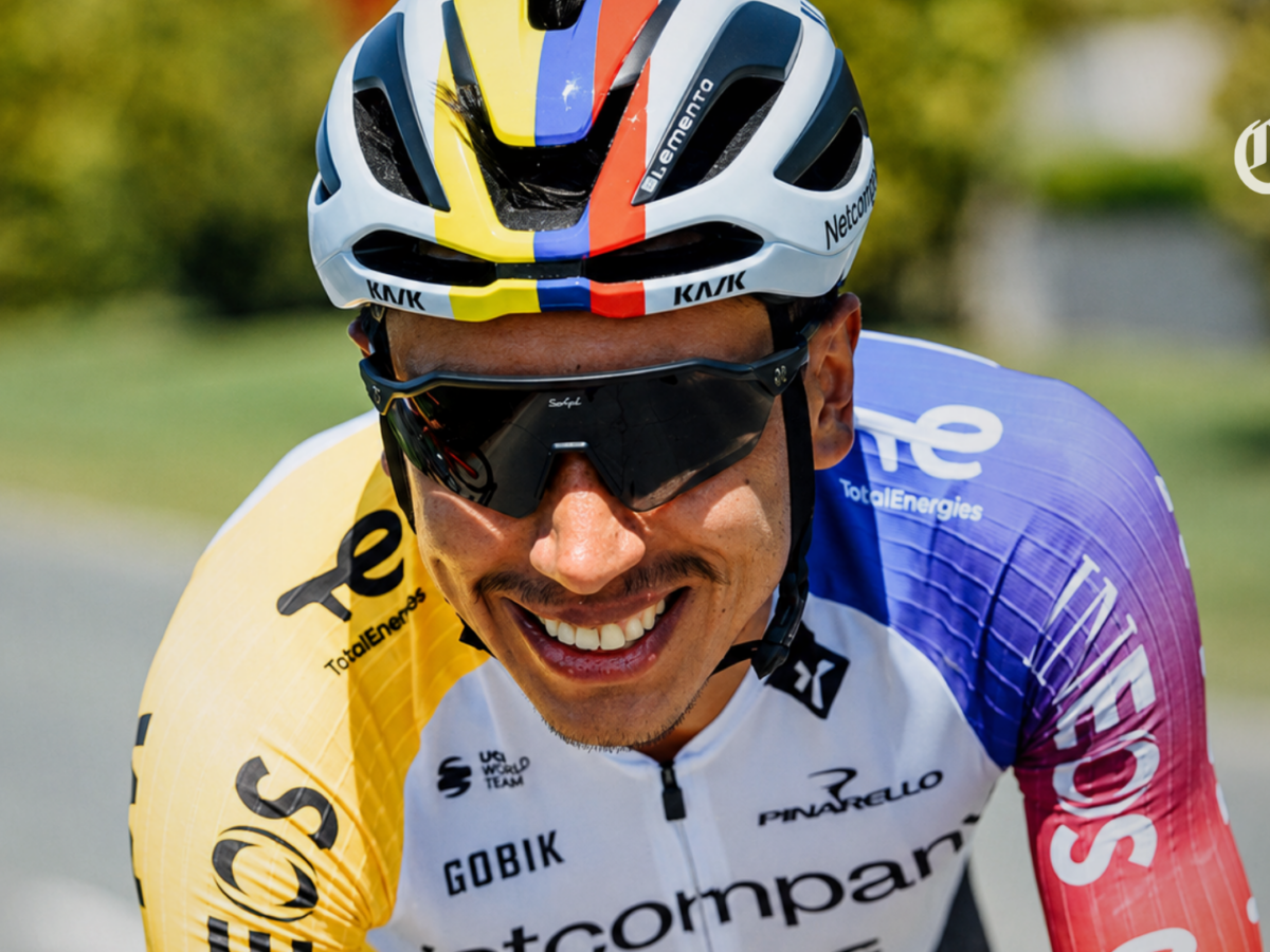 El ciclista colombiano Egan Bernal comandará al INEOS en el Tour de Francia 2026